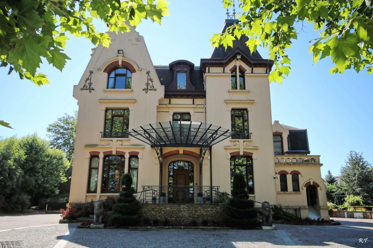 Le Manoir De La Mantille Caudry Экстерьер фото
